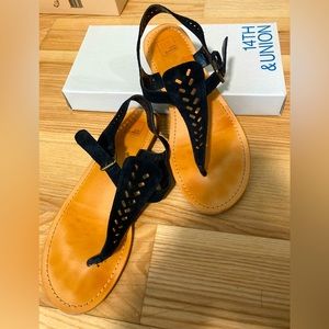 14th and Union Black sandals, size 7